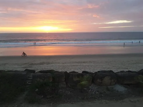 Manglaralto-malecon-sunset
