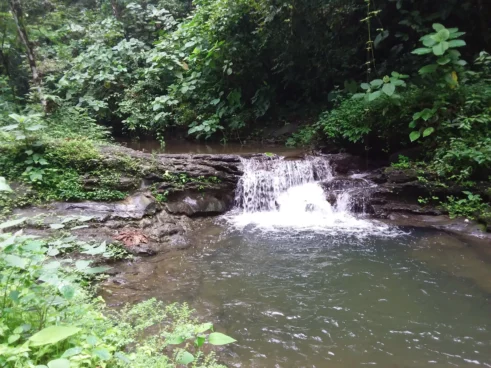 Small waterfall-1